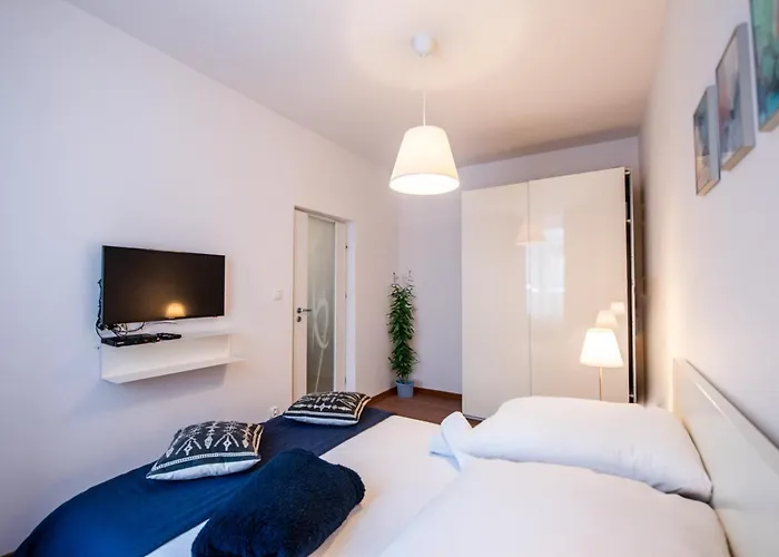 Cozy - Bosacka 10 Street